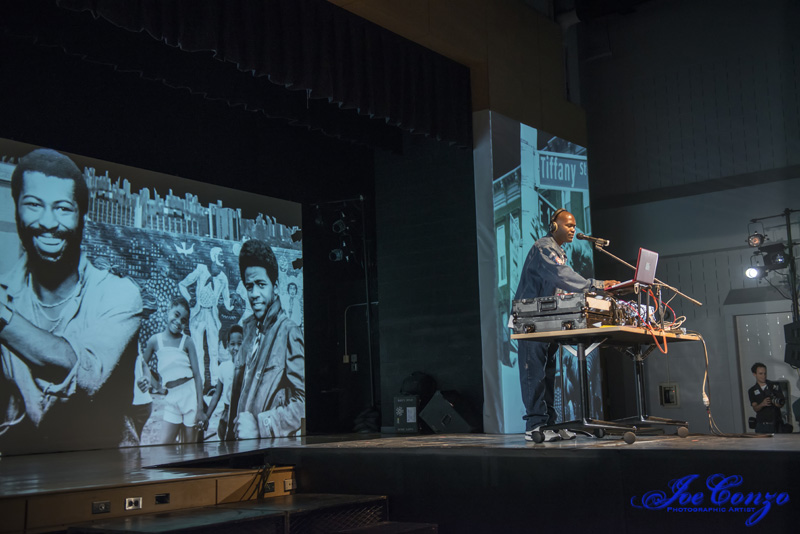 Show honors hip-hop greats