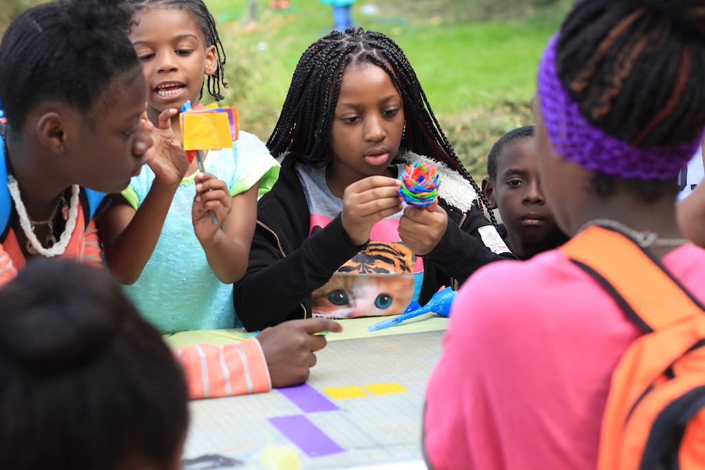 HPAC fair draws hundreds to Riverside Park