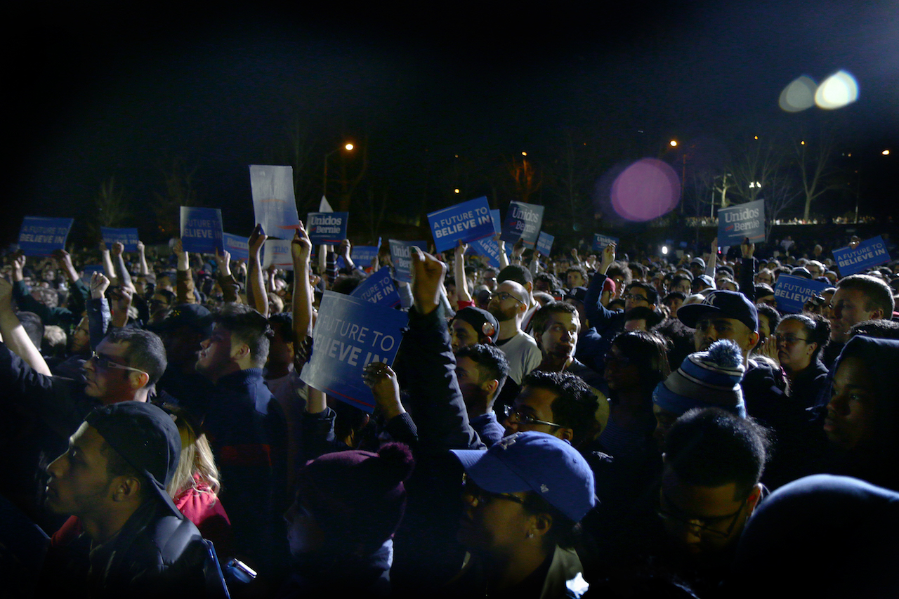 Sanders storms St. Mary’s Park