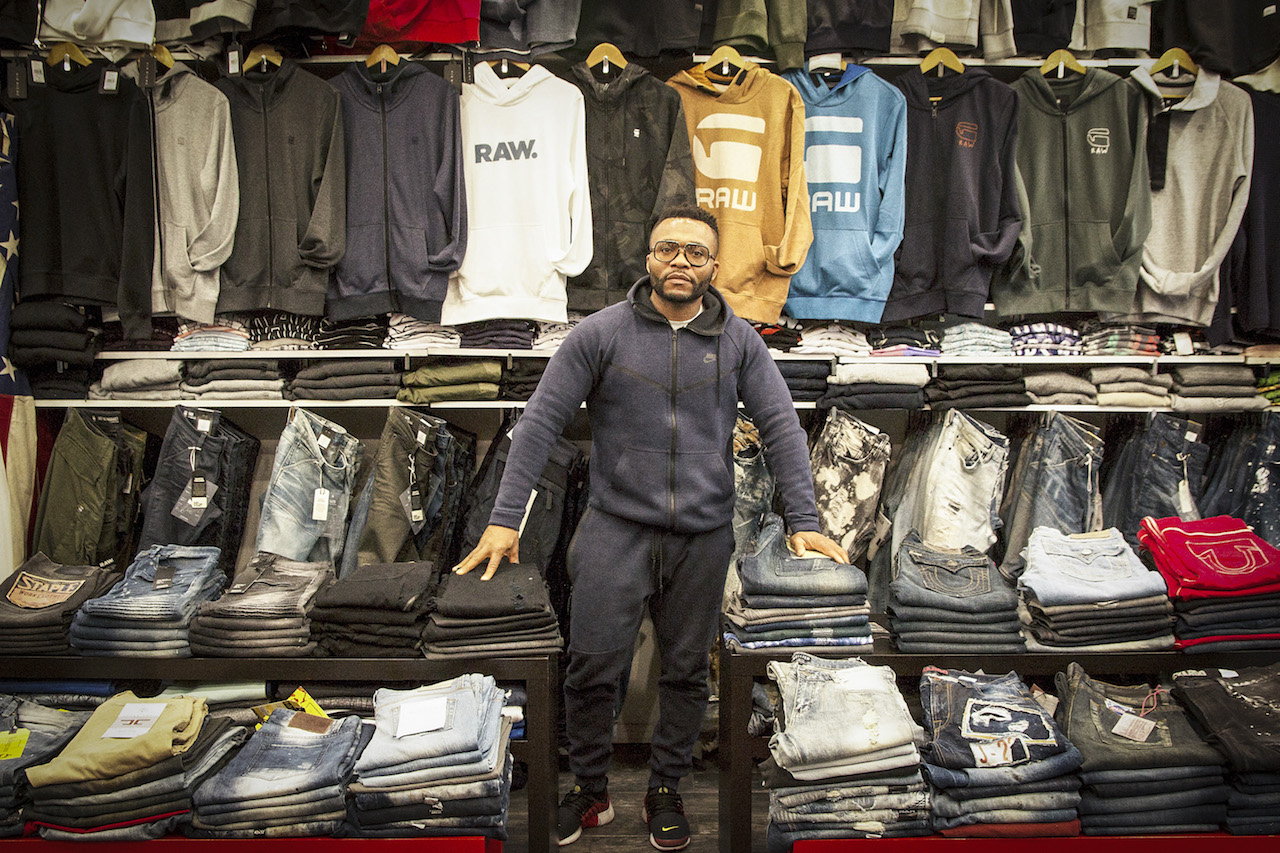 Small businesses brace for rough holiday season